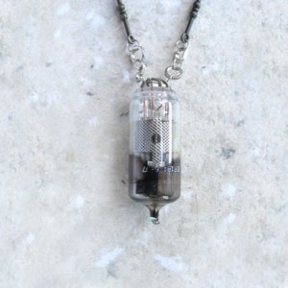 Custom - Steampunk Vacuum Tube necklace - Picture 1 of 1